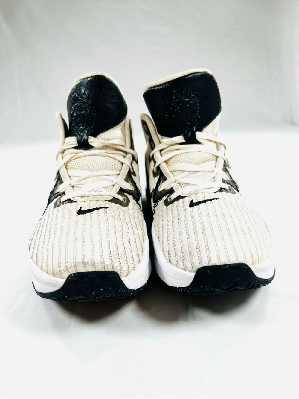 Nike LeBron Witness 6 TB Basketball Sneakers